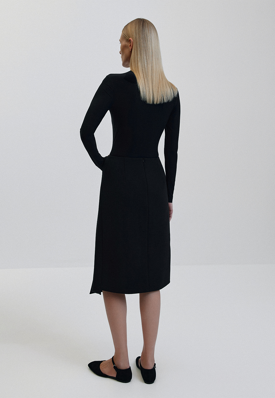 Tulip midi slit skirt in black / 3