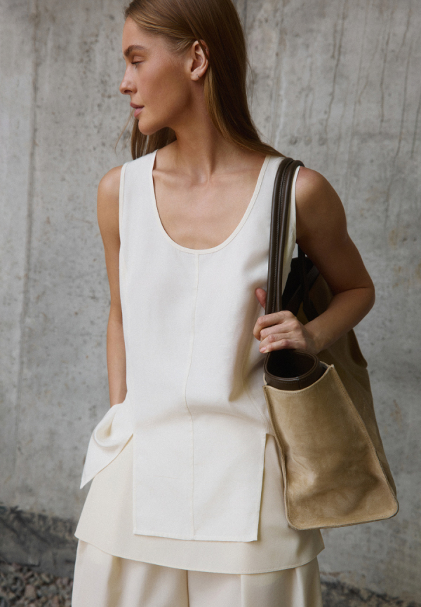 Textured viscose top in ivory
