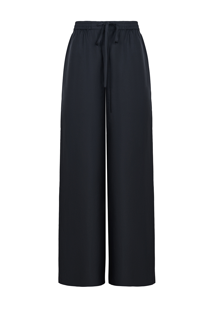 Silk wide-leg pants in black / 5