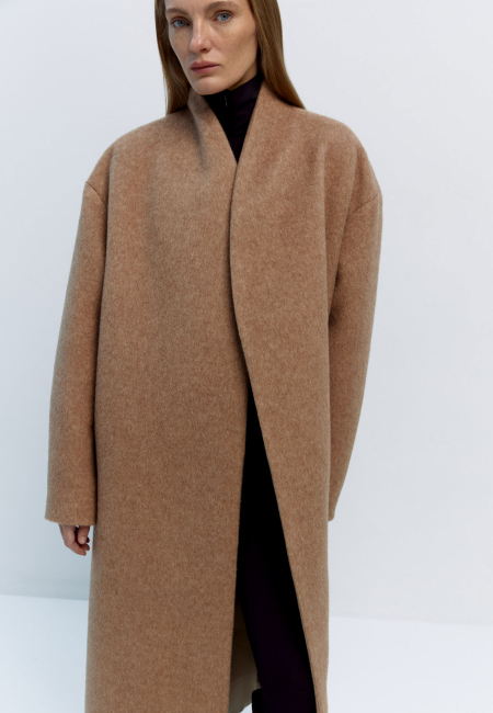 Vienna alpaca maxi wool coat in beige / 7