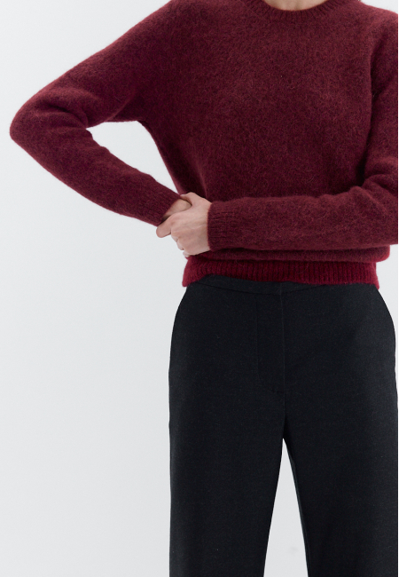Alpaca wool jumper in burgundy / 2