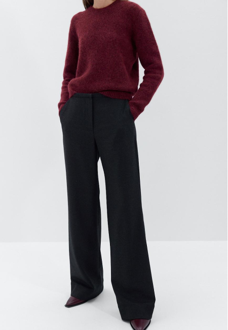 Alpaca wool jumper in burgundy / 1