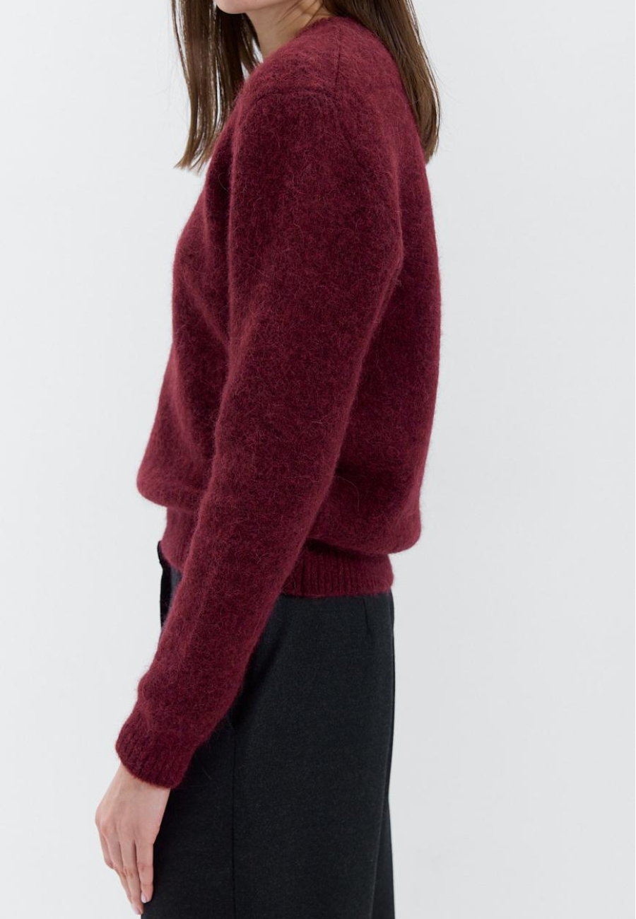 Alpaca wool jumper in burgundy / 3